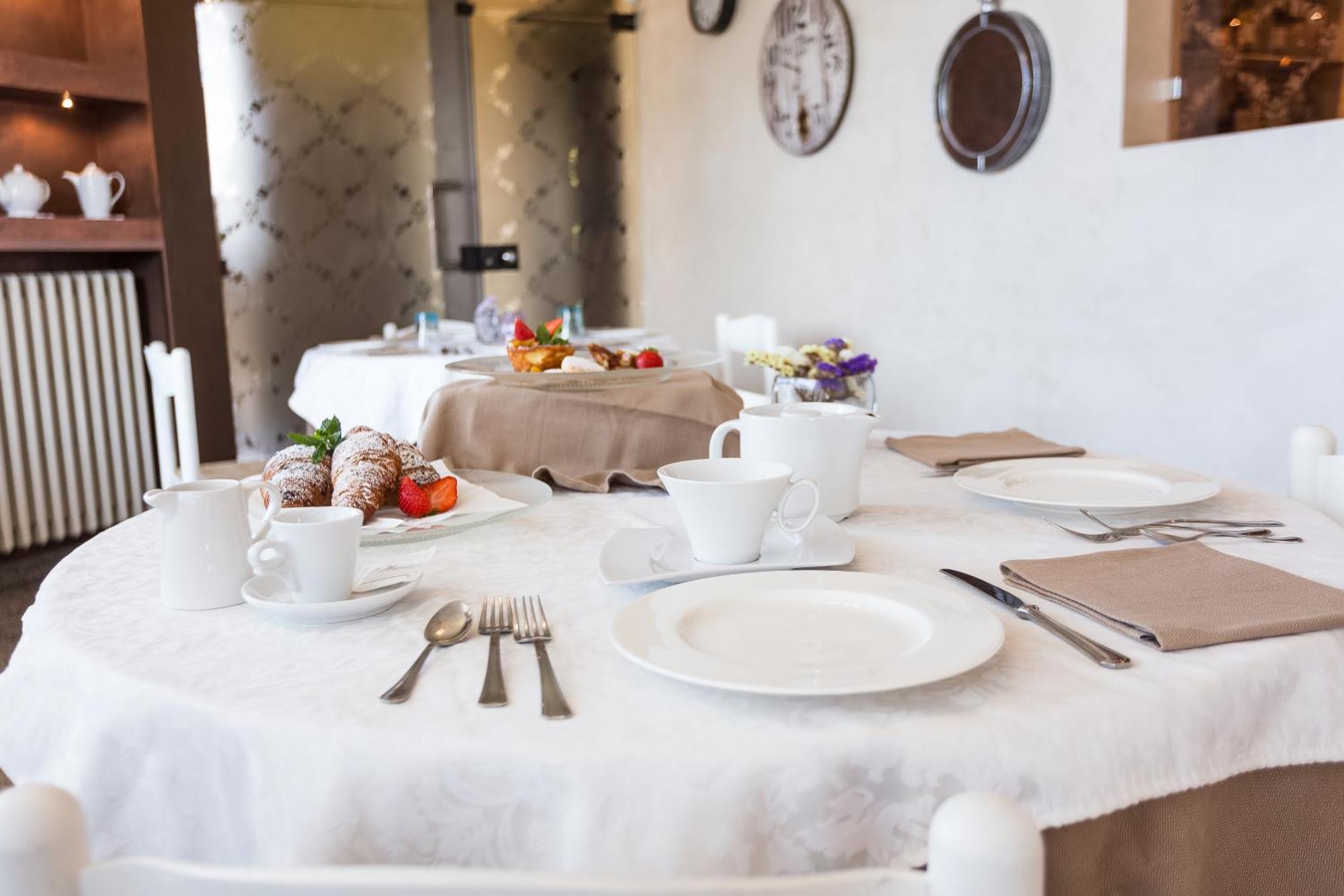 Sullivan Ristorante Hotel Ponte San Marco Esterno foto